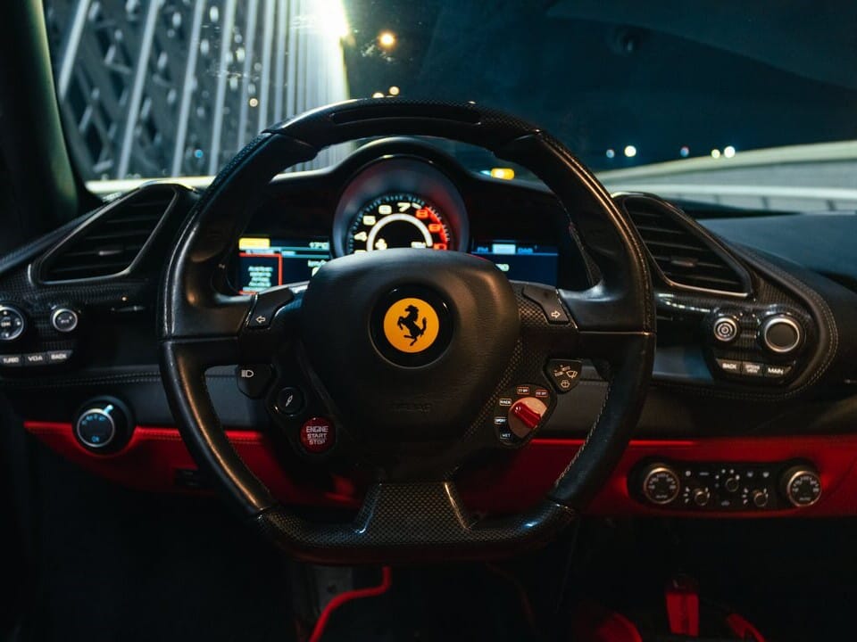 alquiler-ferrari-488-gtb-gallery6